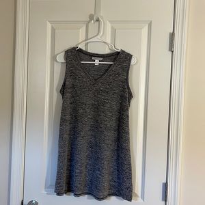 Motherhood sleeveless top